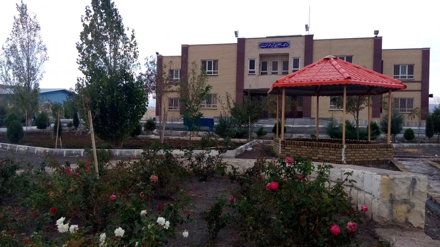 فضای محوطه