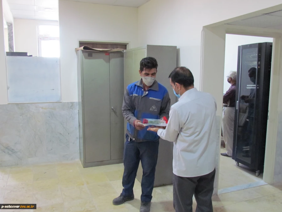 گرامیداشت هفته ی دولت و تجلیل از کارکنان دانشکده به مناسبت روز کارمند 9