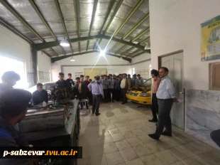 بازدید جمعی از دانش آموزان هنرستانی از دانشکده فنی و حرفه ای امام خمینی (ره ) سبزوار به مناسبت هفته مشاغل  7